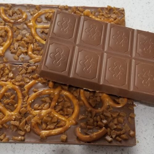 Chocolate-Pretzels-Caramel-Bits